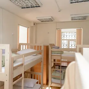 https://globus-lipki-hostel.hotels-of-kiev.com